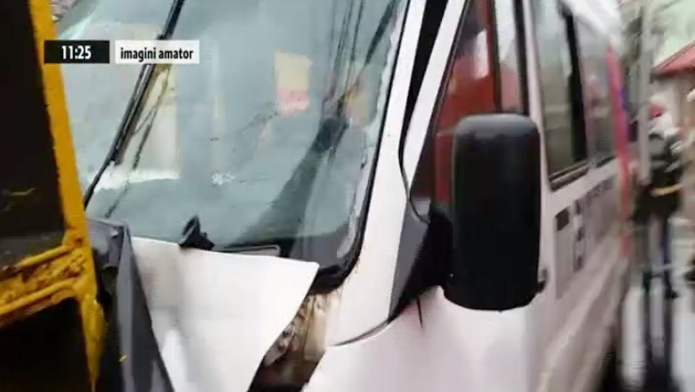 Accident grav in Constanta. 21 de oameni au ajuns la spital  Imagine