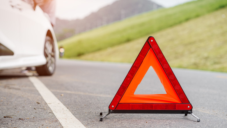 Accident grav in Oradea: patru masini implicate, o femeie si o minora au ajuns la spital Imagine