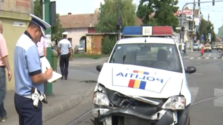 Accident in Bucuresti, soldat cu cinci raniti. Trei dintre acestia sunt politisti Imagine