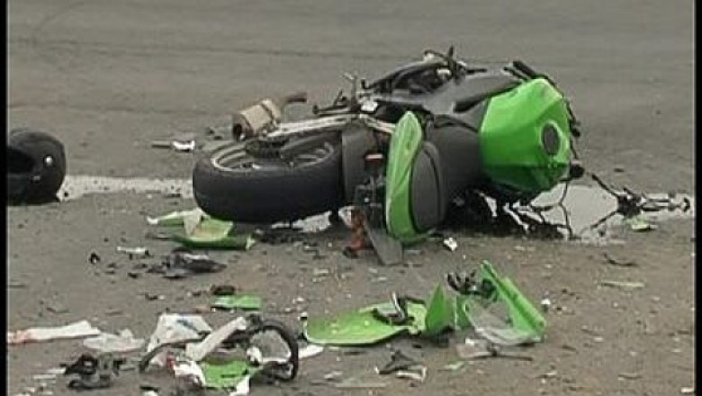 ACCIDENT IN CAPITALA. Un motociclist si-a pierdut viata dupa ce a fost lovit de o masina Imagine