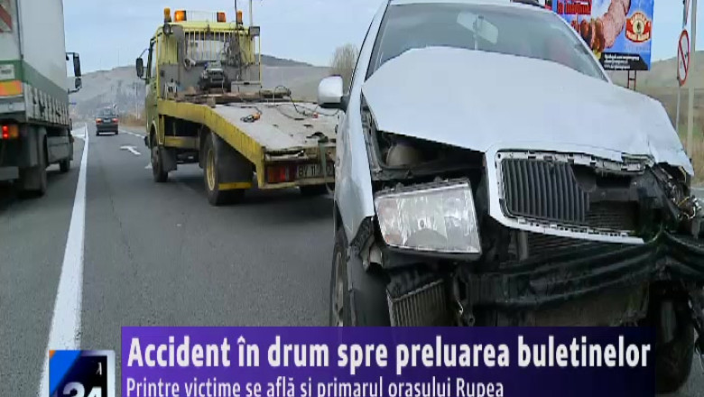 Accident in drum spre preluarea buletinelor. Printre victime se afla si primarul orasului Rupea Imagine