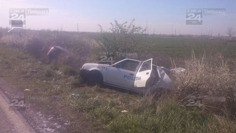 Accident, in Timis, cu masina Politiei. Doi oameni ai legii au ajuns la spital Imagine