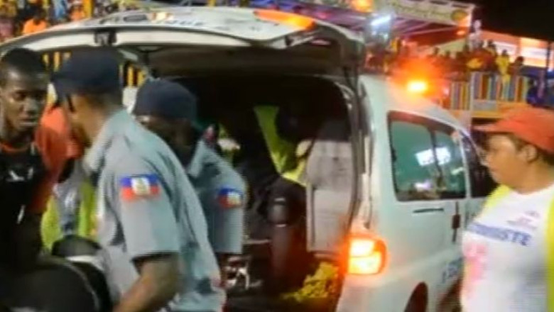 Accident la carnaval, in Haiti. Cel putin 18 morti, dupa ce un car alegoric a atins un cablu electric Imagine