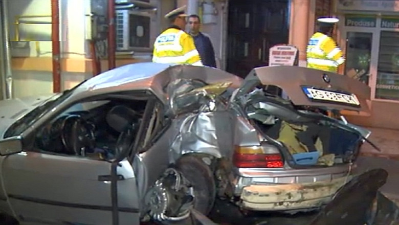 Accident mortal la Pitesti. Victima: pasagerul din dreapta, in varsta de 21 de ani Imagine