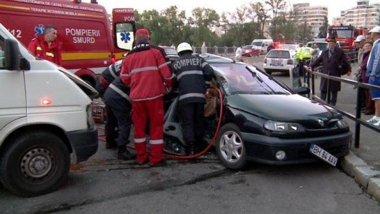 Accident provocat de un jandarm baut. El se indrepta spre poligon pentru un antrenament Imagine