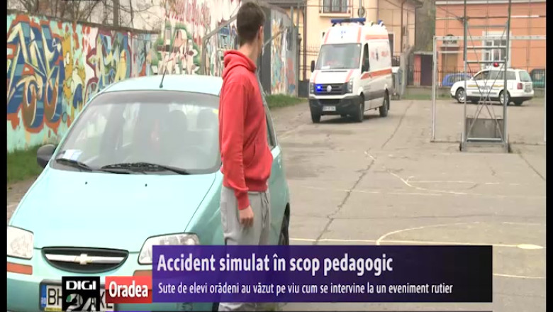 Accident simulat in scop pedagogic la un liceu din Oradea Imagine