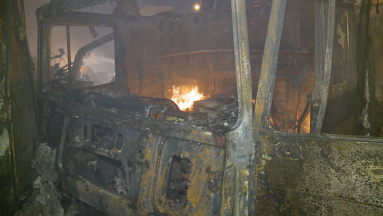 Accident urmat de incendiu. Doua TIR-uri s-au ciocnit pe DN 73 si au fost cuprinse de flacari Imagine