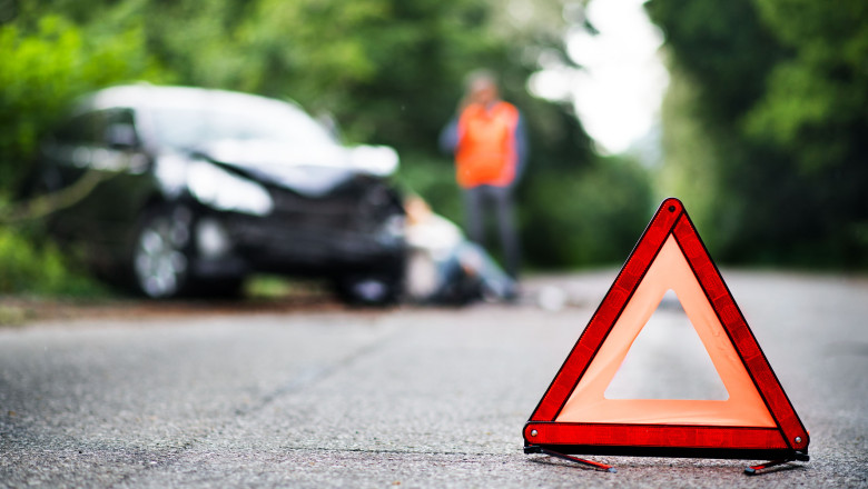 Accidente rutiere regizate. Cum au incercat 6 persoane sa pacaleasca firmele de asigurari cu 80.000 de euro Imagine