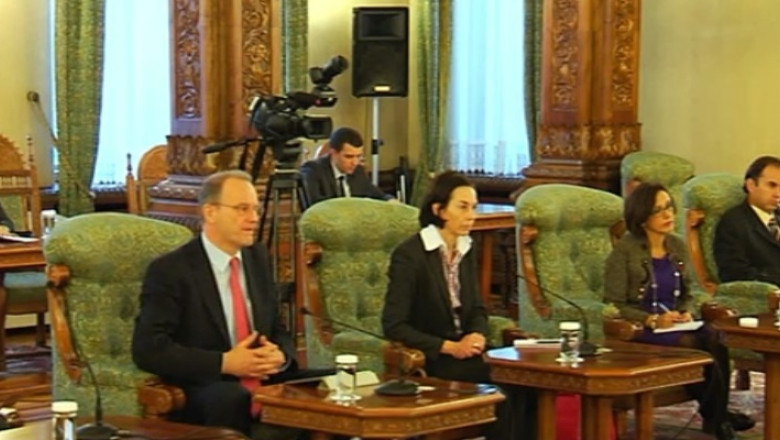 Acciza de sapte eurocenti la carburanti, decisa saptamana viitoare Imagine