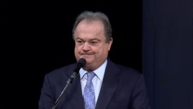 ACL va initia o motiune de cenzura. Decizia a fost luata la Iasi de grupurile parlamentare PNL si PDL Imagine