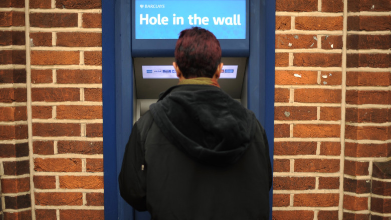 Acord pentru salvarea bancilor in faliment. Actionarii si creditorii platesc, contribuabilii sunt protejati Imagine