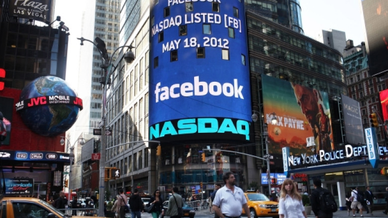 Actiunile Facebook au depasit pentru prima data din mai 2012 valoarea la care au fost listate Imagine