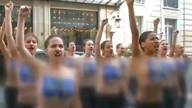 Activistele FEMEN au protestat la Paris fata de politica Frontului National Imagine