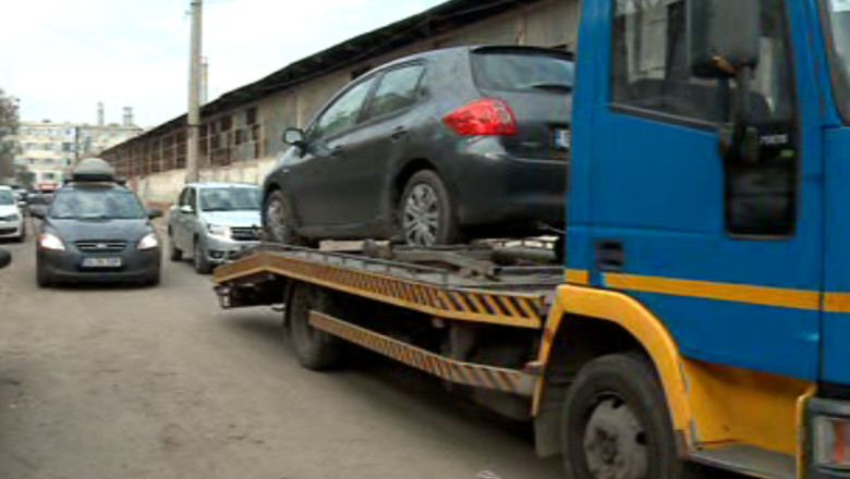 Activitatea la DSPM Iasi, blocata dupa ce o masina a fost ridicata Imagine