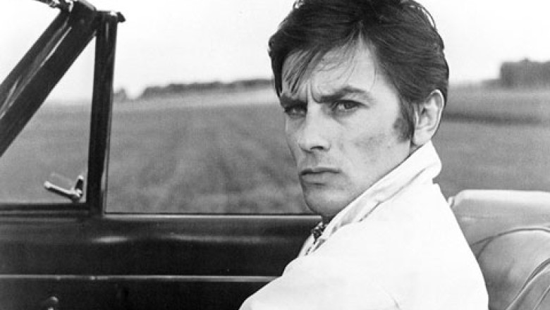 Actorul Alain Delon, spitalizat si operat de urgenta. El a acuzat puternice dureri de spate Imagine