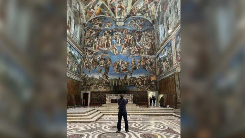 Actorul Jason Momoa si-a cerut scuze dupa ce a facut poze in interiorul Capelei Sixtine, unde fotografiatul este interzis Imagine