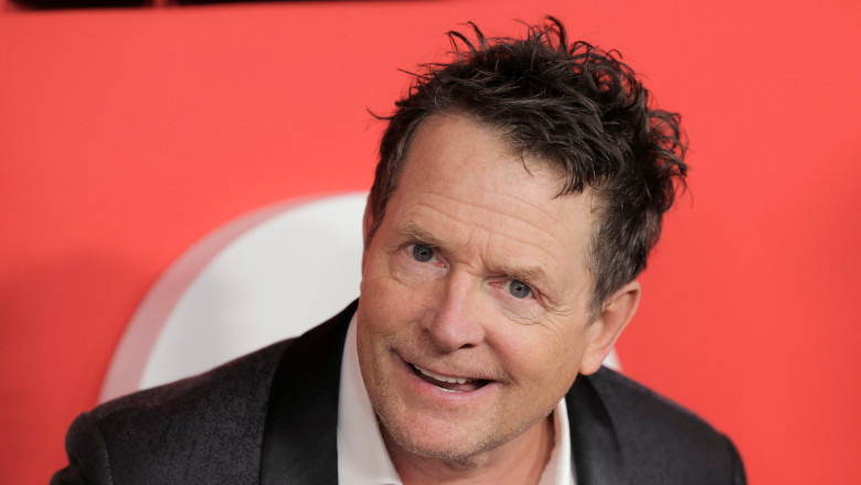 Actorul Michael J. Fox compara boala Parkinson cu un agresor: „Totul tine de felul in care te ridici impotriva lui” Imagine