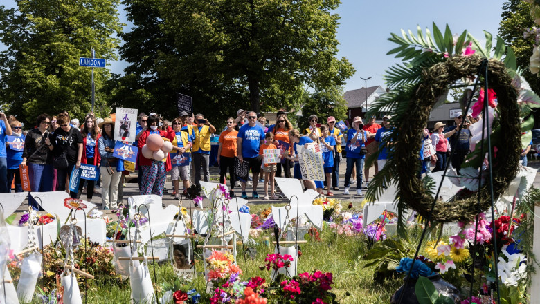 Adeptul suprematiei albilor care a ucis 10 afro-americani cu sange rece intr-un magazin a fost inculpat pentru „crima rasista” Imagine