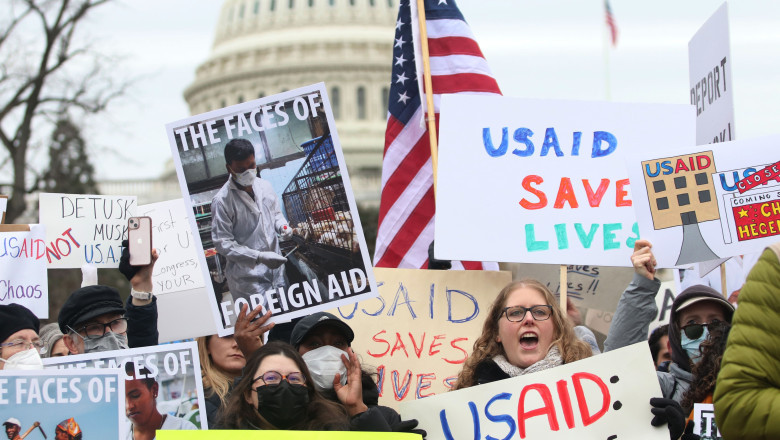 Administratia lui Donald Trump taie 83% din programele USAID. Ajutorul umanitar global, grav afectat Imagine