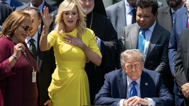 Administratia Trump a lansat un site care publica doar stiri pozitive despre presedinte Imagine