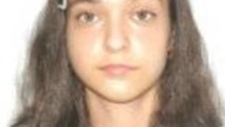 Adolescenta disparuta le-ar fi lasat parintilor un bilet in care spunea ca vrea sa plece la manastire  Imagine