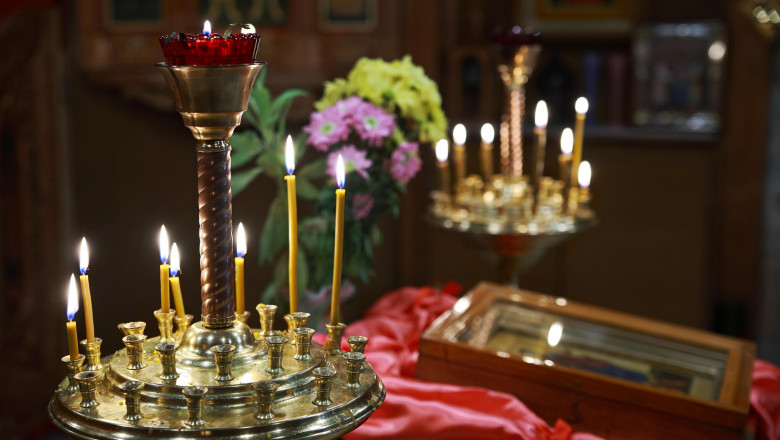 Adormirea Maicii Domnului praznuita pe 15 August. Traditii si obiceiuri de Sfanta Maria Imagine