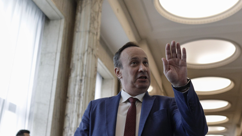 Adrian Caciu, despre eliminarea taxarii pensiilor pana in 3.000 de lei: Sa vina ministrul de Finante cu un impact bugetar Imagine