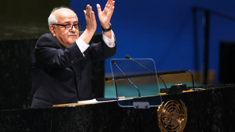 Adunarea Generala a Natiunilor Unite sustine aderarea deplina a Palestinei la ONU. Rezolutia a fost adoptata cu 143 de voturi Imagine