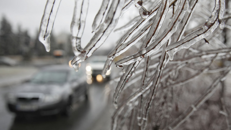 Aerul polar aduce ger si ninsori in Romania. Elena Mateescu: Temperaturile scad pana la minus 15 grade Imagine