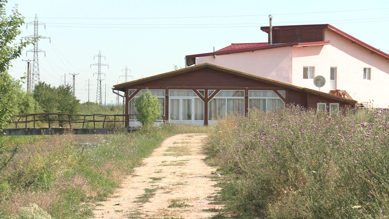 Afacerile profitabile ale baietilor destepti din agricultura timiseana. In locul statiei de pompare, un restaurant! Imagine