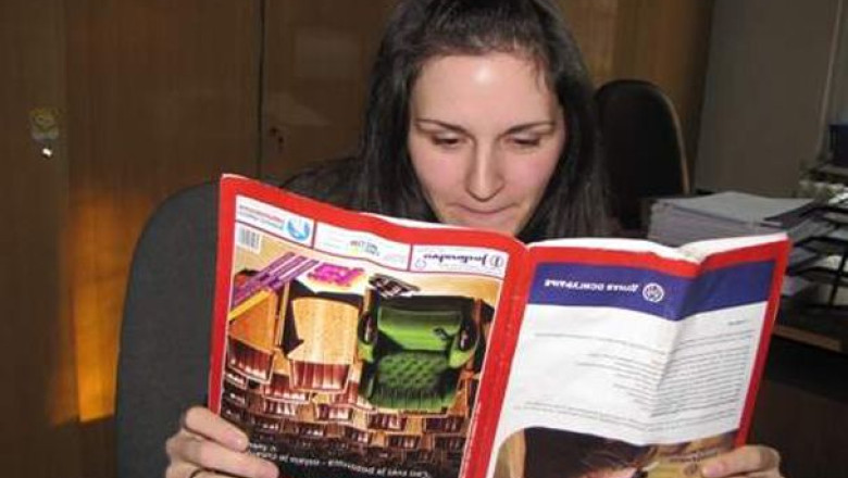 Afectiune rara. O femeie din Serbia vede, citeste si scrie rasturnat Imagine