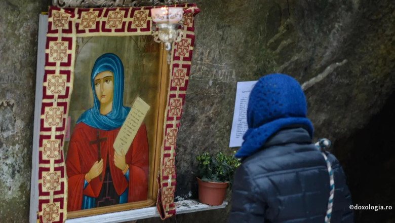 Agentia Basilica sustine ca Ucraina este dispusa sa ofere Romaniei moastele Sfintei Teodora la schimb cu ramasitele unor eroi nationali Imagine