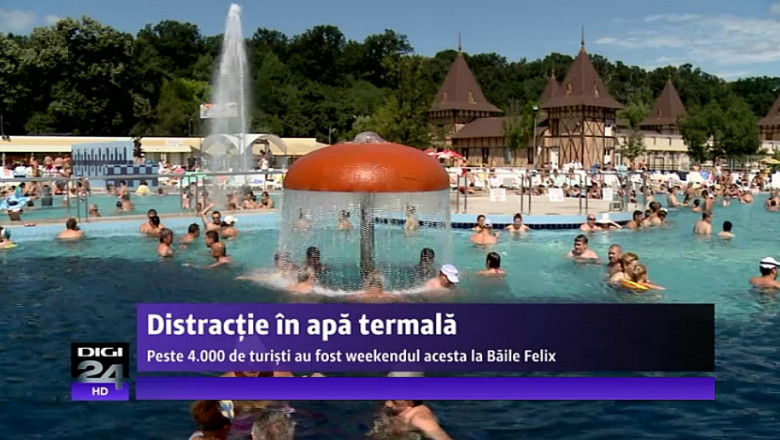Aglomeratie in statiunea Baile Felix: 4000 de turisti si-au petrecut weekendul in bazinele cu apa termala Imagine