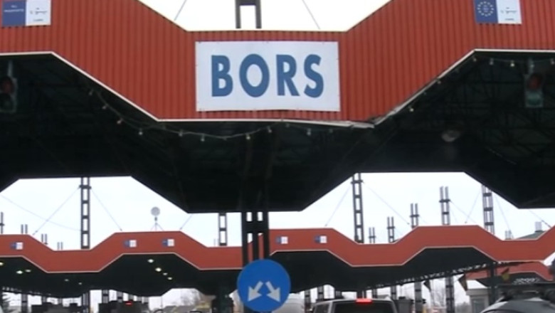 Aglomeratie in vami. Romanii care lucreaza in Europa se intorc la munca Imagine