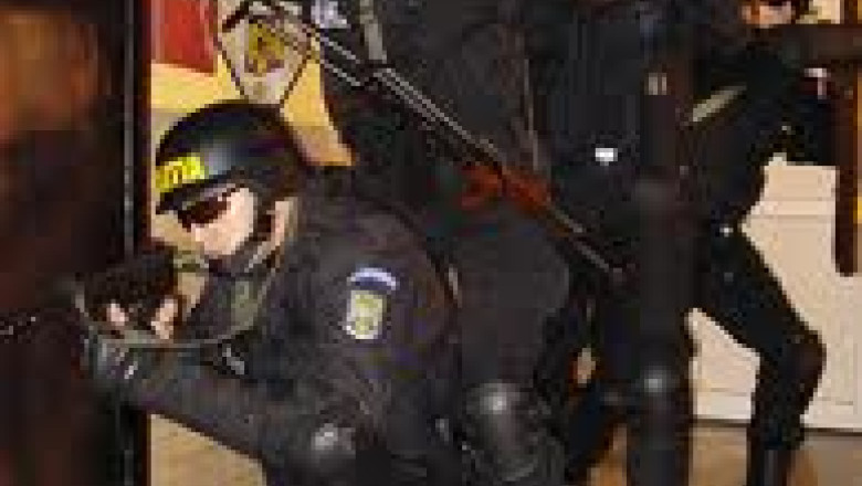 Agresorul trebuie demis! Sindicatul politistilor cere excluderea subcomisarului SAS din Politie Imagine