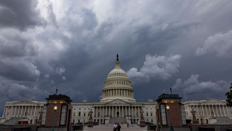 Ajutorul militar al SUA pentru Ucraina, in pericol de a fi oprit: administratia americana e pe cale sa intre in „shutdown” Imagine