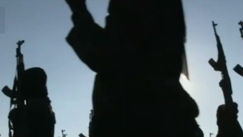 Al-Qaeda, finantata din rascumparari. NY Times: guvernele europene platesc pentru eliberarea ostaticilor Imagine