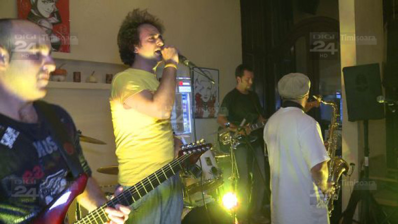 Alaturi de cei care lupta cu cancerul! Timisoreni, in galben la un concert caritabil Blazzaj Imagine