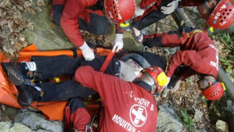 ALBA. Un tanar din Ungaria a murit dupa ce a cazut in gol 30 de metri de pe o stanca Imagine