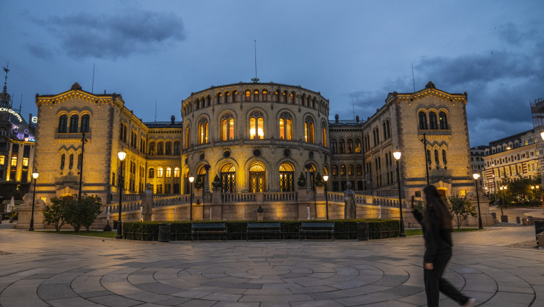 Alegeri in Norvegia: patru milioane de cetateni merg la urne pentru a decide daca mai continua cu Partidul Laburist sau prefera dreapta Imagine