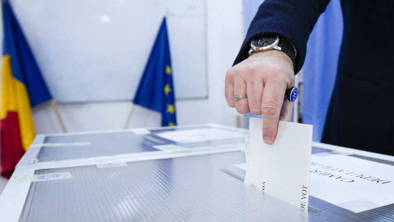 Alegeri parlamentare 2024. „Romania voteaza pe fondul acuzatiilor de interferenta a Rusiei”, scrie The Guardian Imagine