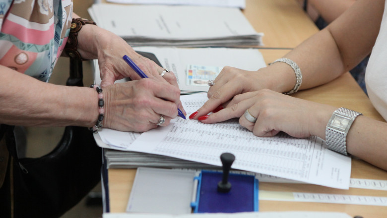 ALEGERI PREZIDENtIALE 2014. Peste 290 de sectii de votare pentru romanii din strainatate. Primii voteaza cei din Noua Zeelanda Imagine