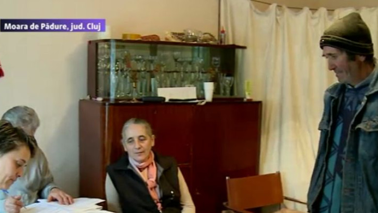 ALEGERI PREZIDENTIALE 2014. Romanii voteaza la vecini, la teatru, dar si la centrul de planificare familiala Imagine