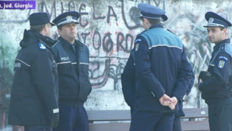 ALEGERI PREZIDENTIALE 2014. Sectii de votare pazite de trupele speciale Imagine