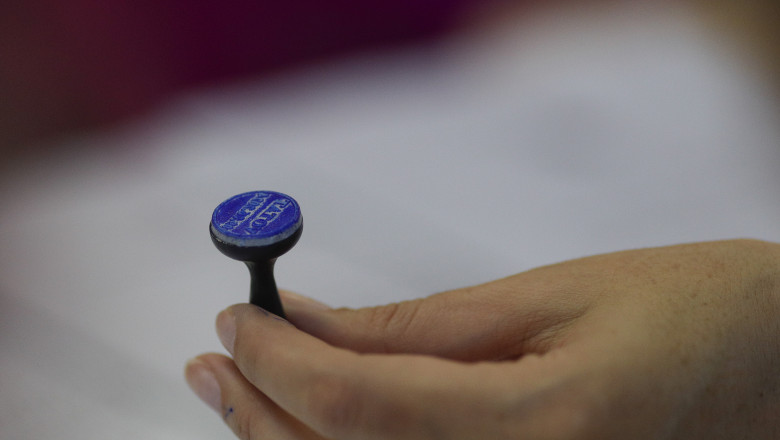 Alegeri prezidentiale 2024. Ordinea candidatilor la prezidentiale pe buletinul de vot din primul tur. Romanii au de ales dintre 14 nume Imagine