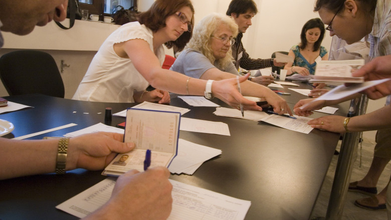 ALEGERI REPUBLICA MOLDOVA. Moldovenii din Spania au iesit la vot Imagine