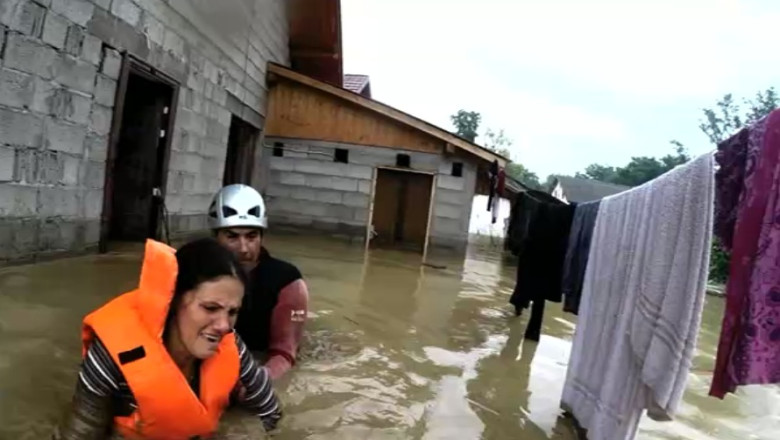 Alerta de cod rosu, primita cu intarziere Imagine