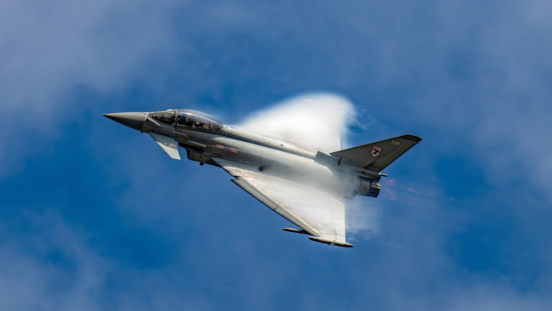 Alerta in Marea Baltica: Avioane britanice de lupta au interceptat aeronave rusesti in apropierea spatiului aerian al NATO Imagine