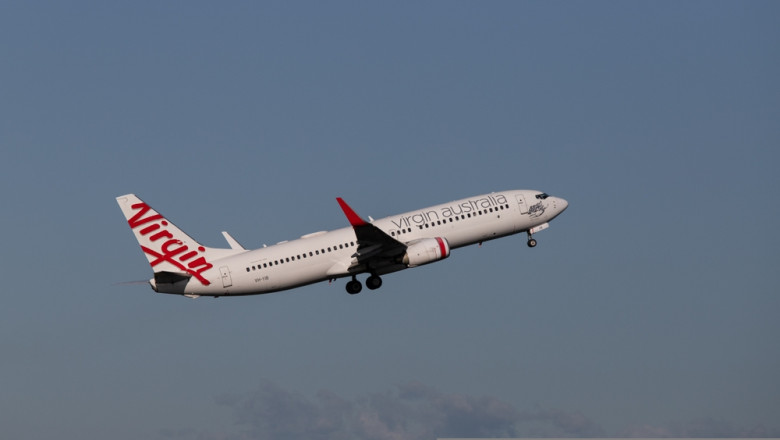 Alerta la bordul unui avion, dupa ce un barbat complet dezbracat a inceput sa alerge printre scaune, in timpul zborului Imagine