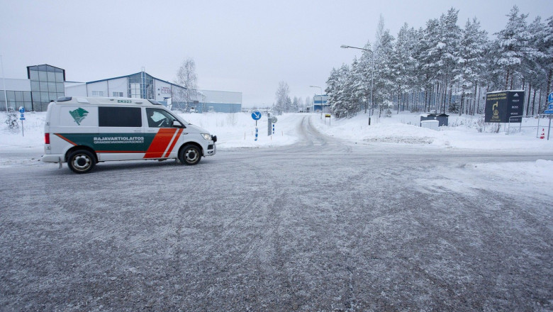 Alerta la granita Finlandei. Rusia va duce cele mai noi obuziere in zona Imagine
